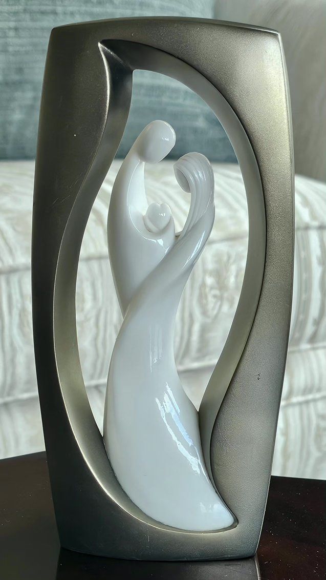 Modern Abstract Family Figurine Statue - White Ceramic and Bronze Tone Metalic  Frame 9"×4.5"