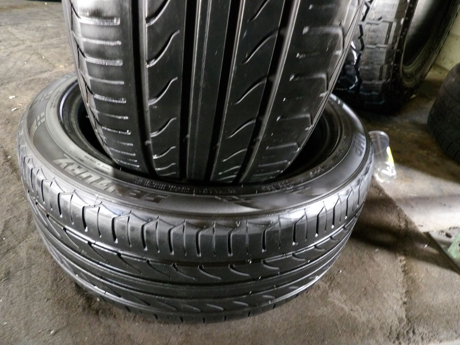 235/45R18 SENTURY UHP PAIR OF TWO USED TIRES 