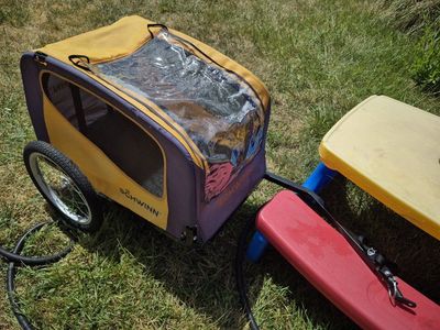 Ready-to-Ride! Schwinn Rascal Bike Pet Trailer Small to Large Dogs Tow Bicycle Foldable