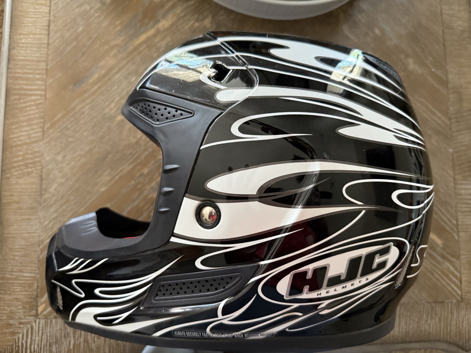 Adult XXL helmet (HJC)