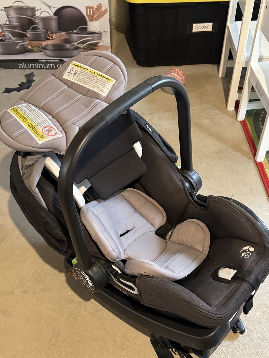 Baby Jogger City GO Infant Car Seat