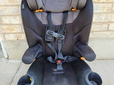 Chicco car seat