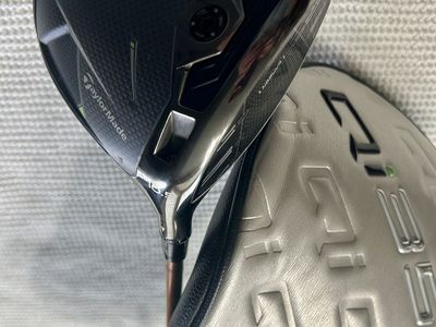 Taylormade Qi35 RH 10.5* Driver w/ Newton Motion **** X-Stiff ($300 retail), head is just out of wrapper.