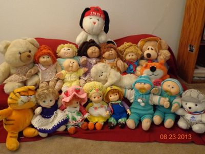 Vintage Cabbage Patch Kids, Plush Toys & Dolls Lot - Variety of Characters & Styles