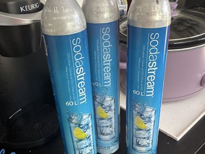 Set of 3 SodaStream 60L CO2 Carbonating Cylinders for exchange