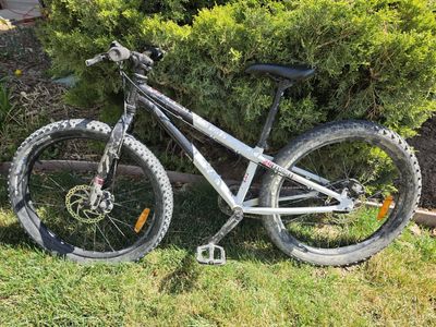 COMMENCAL RAMONES 24