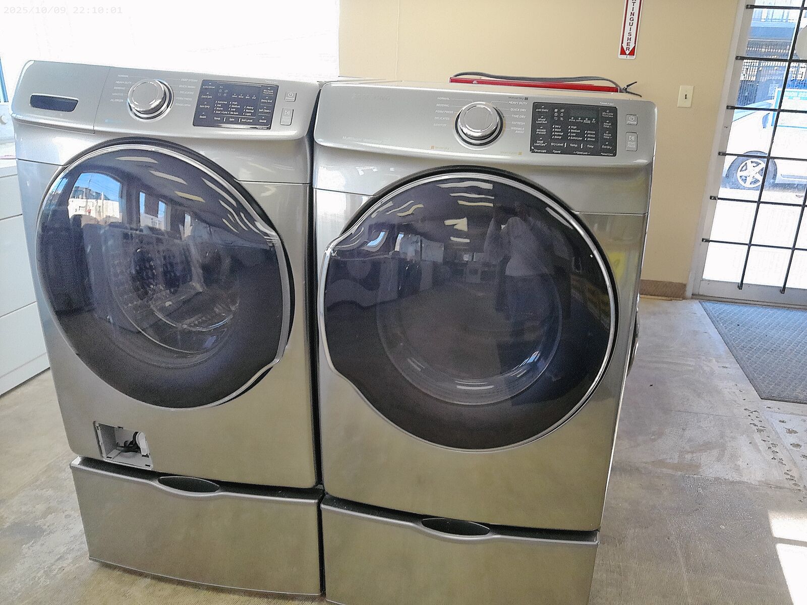 Front Load Washer/Dryer~90 Day Guarantee~With Pedestals