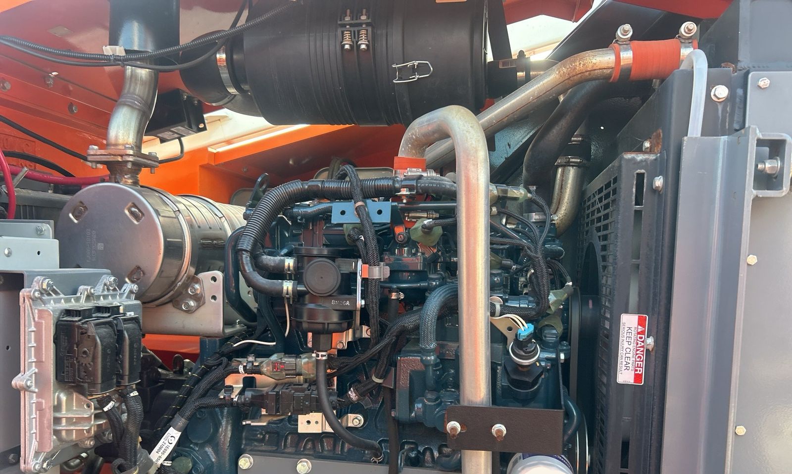 Main image 5