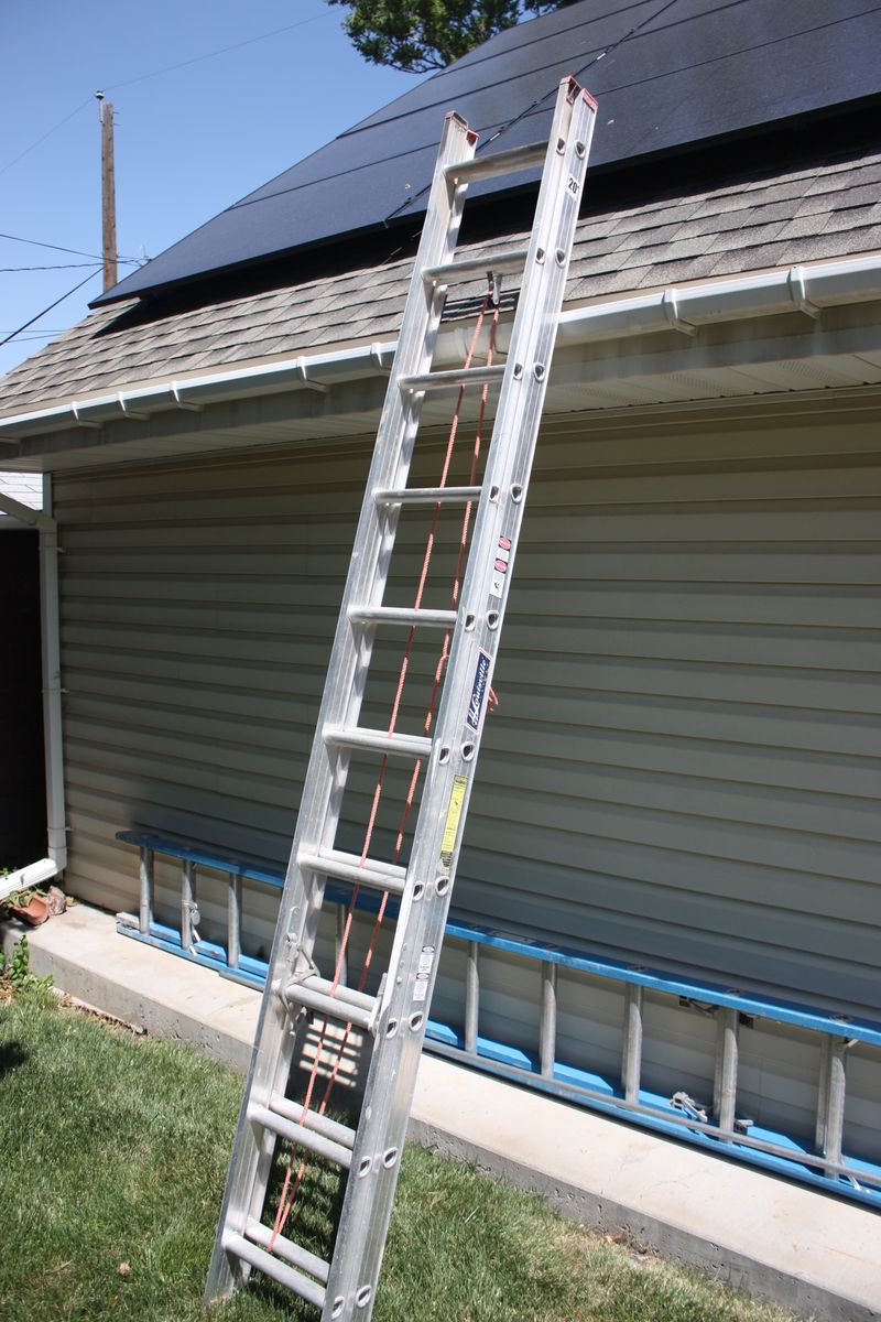 Louisville Ladder 20ft Type III Extension Ladder