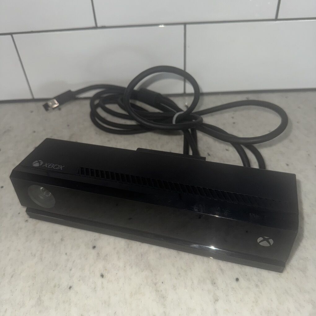 Xbox One Microsfot Kinnect Sensor Like New