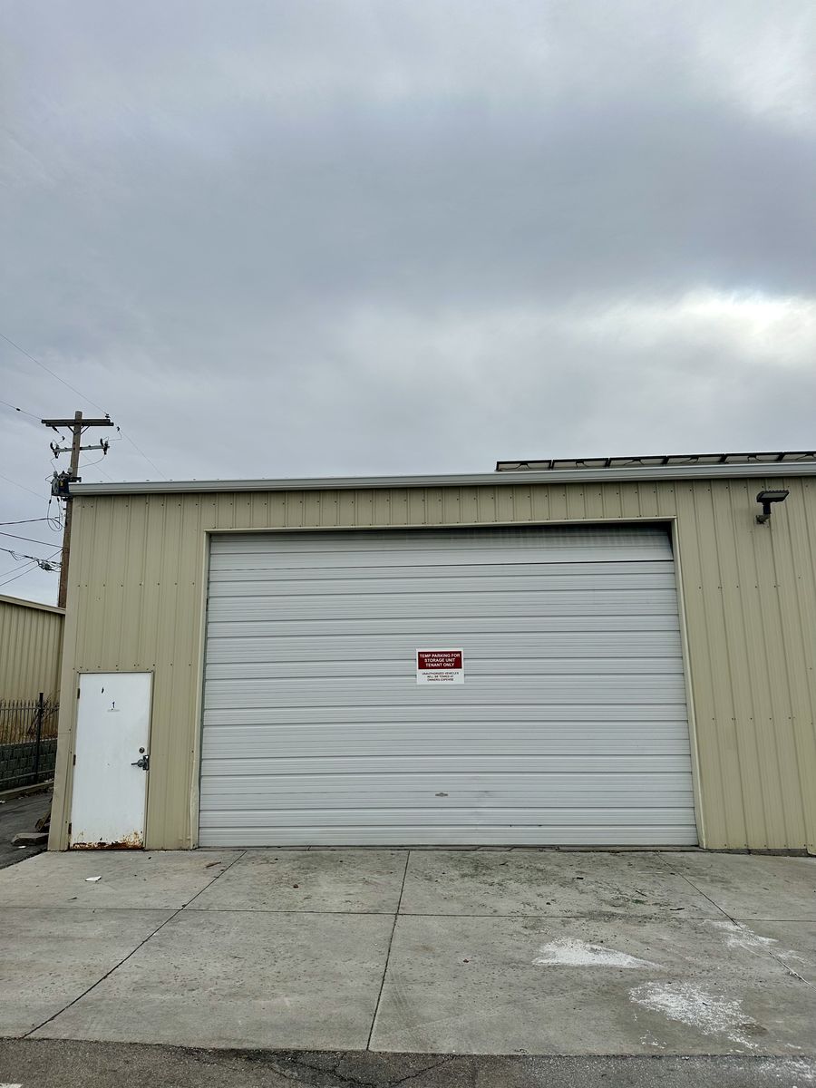 30x50 Storage Unit For Lease