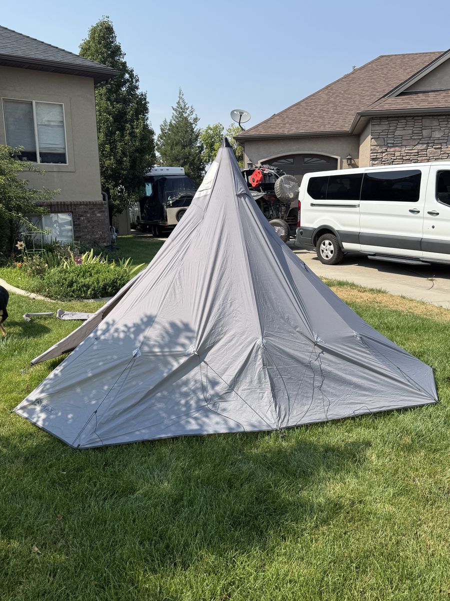 Peax Equipment solitude 4 Tipi and stove