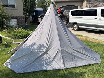 Peax Equipment solitude 4 Tipi and stove