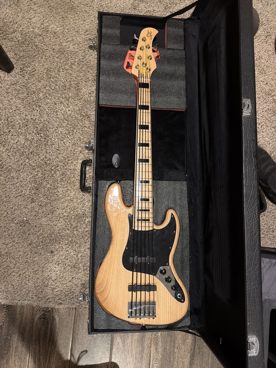 SX 6-String Natural Finish Jazz Bass with Block Inlays and Hardshell Case