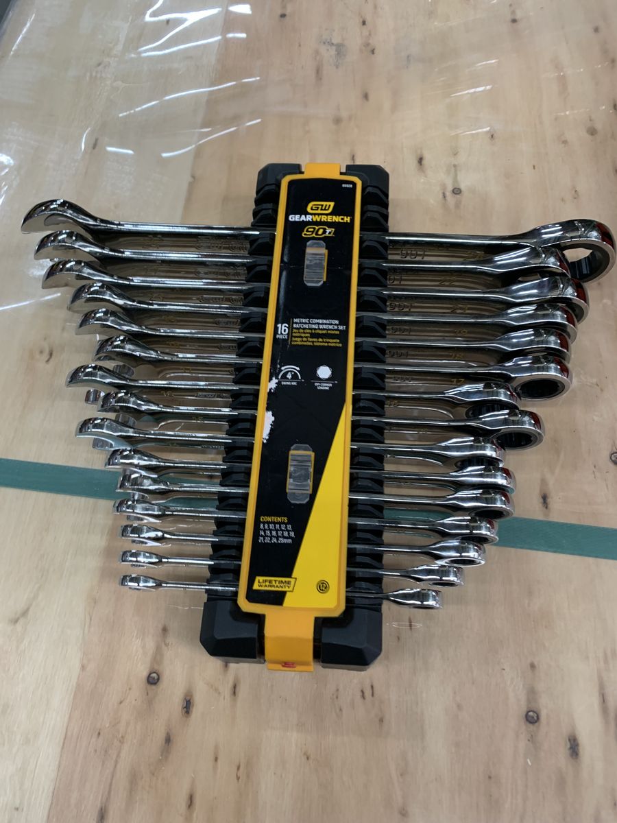 GEARWRENCH Metric 90-Tooth Combination Ratcheting Wrench Tool Set (16-Piece)