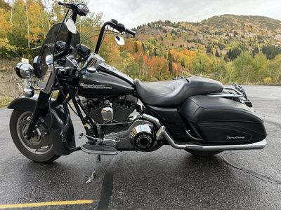 2005 Harley Davidson Road King Custom- Opening to trading for a dirt bike.