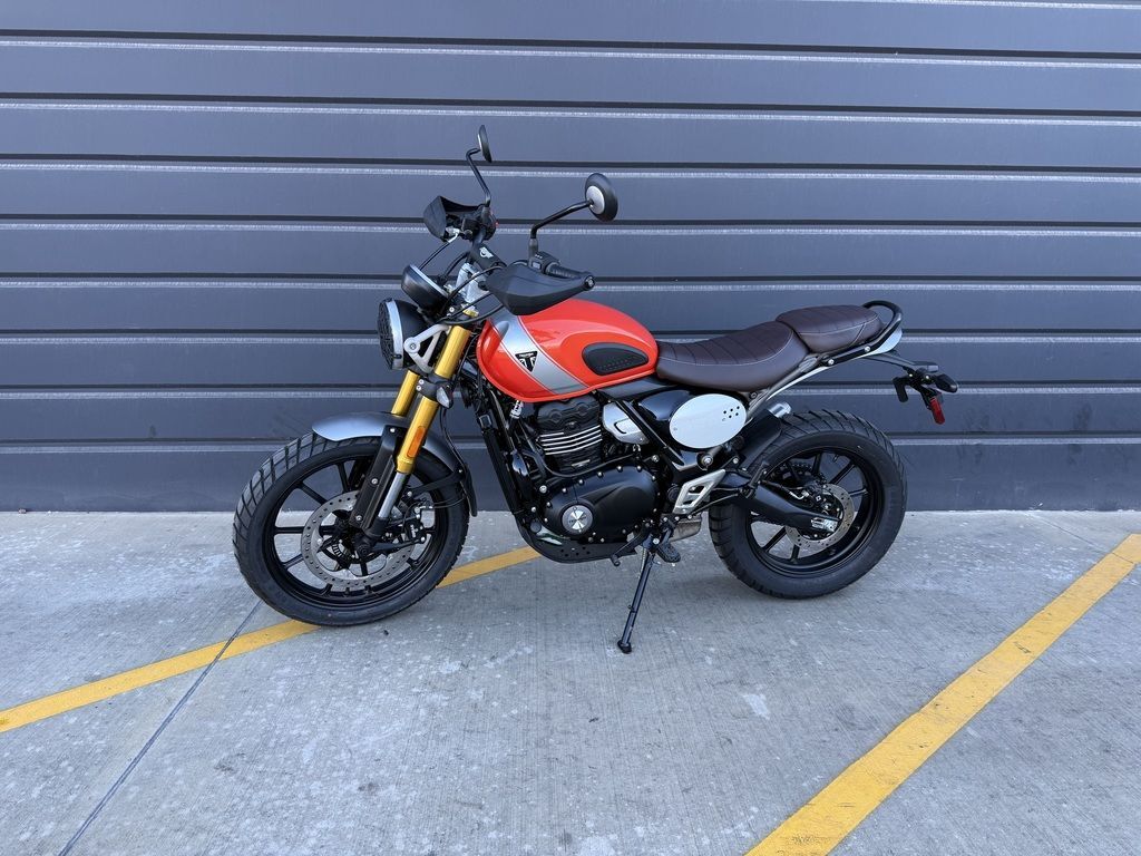 2026 Triumph Scrambler 400 X Baja Orange/Aluminium