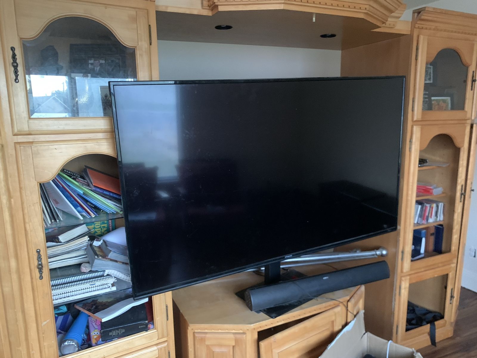 65” Polaroid TV (Stand Included)