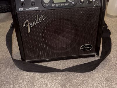 Fender g-dec guitar amp