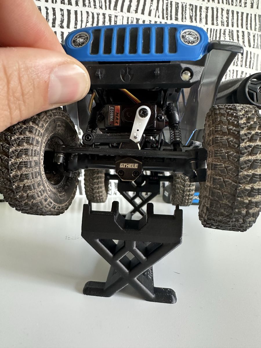 Main image 7