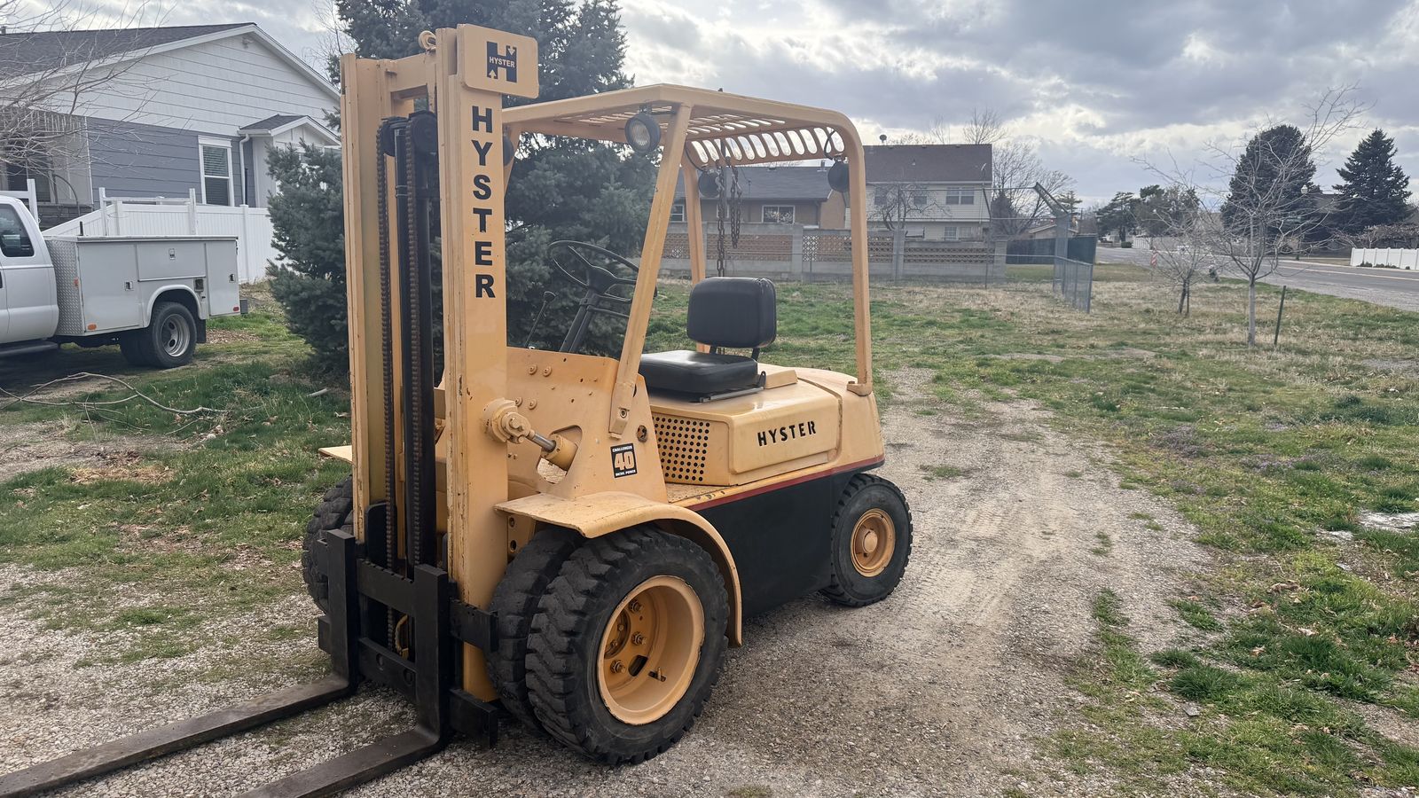 1975 Hyster h40 4,000 lbs capacity diesel Perkins