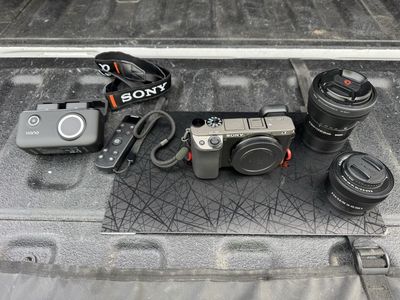 Sony a6400 bundle