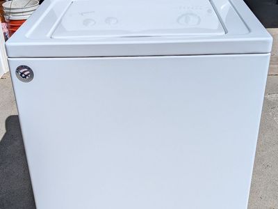 Amana top load clothes washer. Model Number: NTW4516FW1