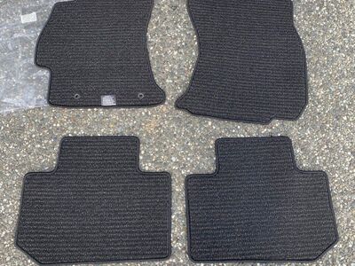 New Genuine Subaru Forester Floor Mats Manual Case
