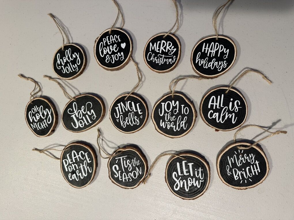 Christmas Tree Ornaments, Set of 13.