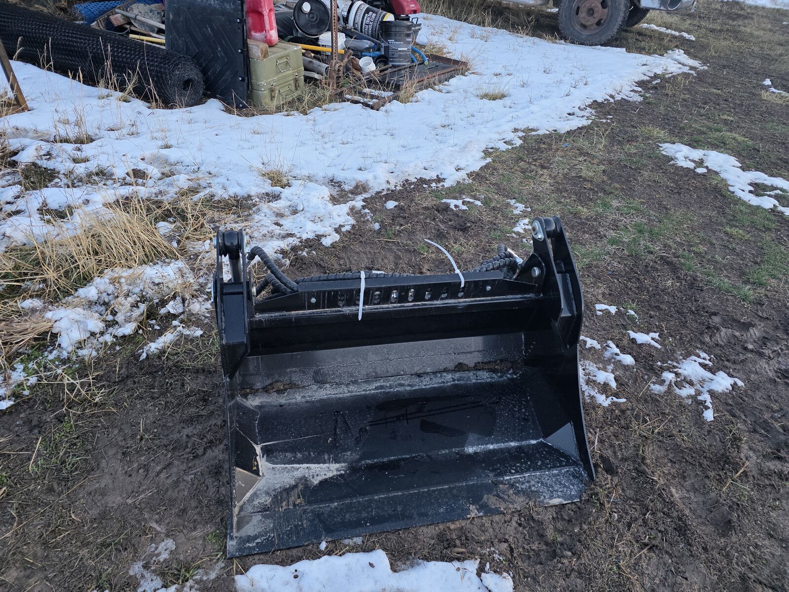 4 in 1 mini skidsteer bucket