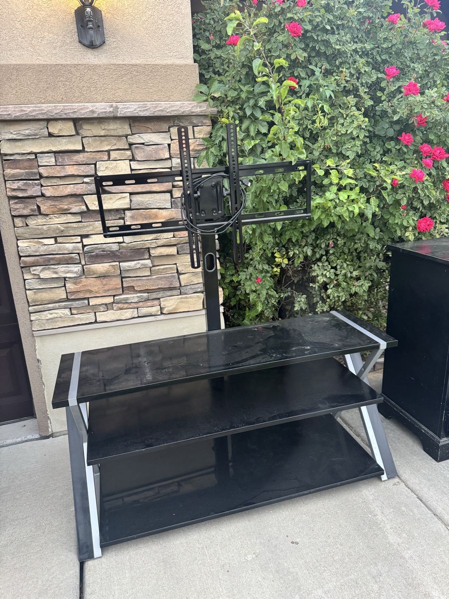 FREE Entertainment Center