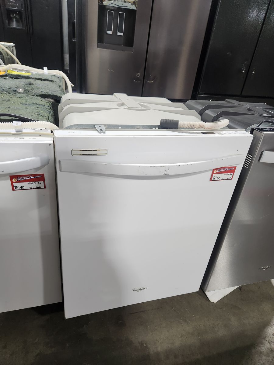 Whirlpool White Built-in Dishwasher with Top Rack, Used Good Condition