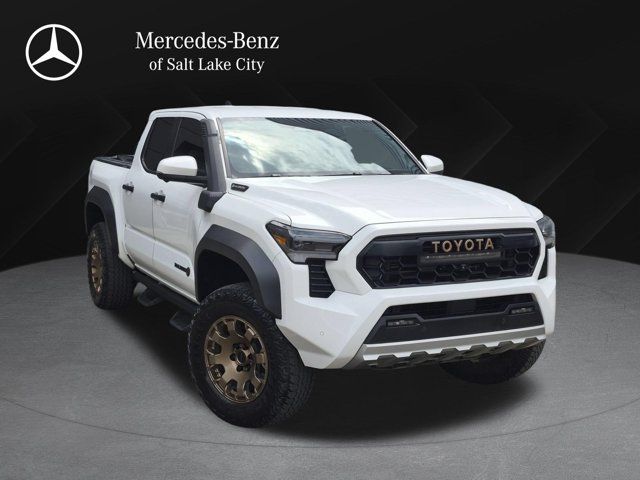 2024 Toyota Tacoma Trailhunter HV