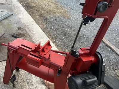 Band saw