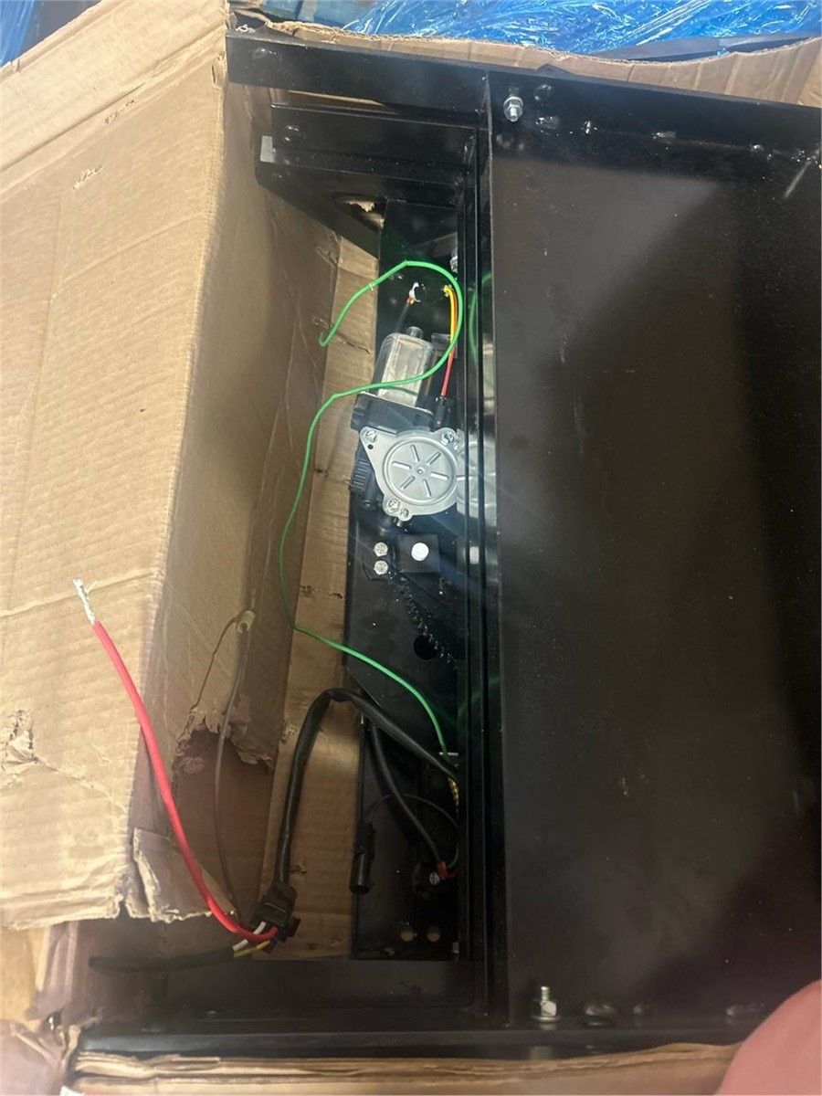 Main image 2