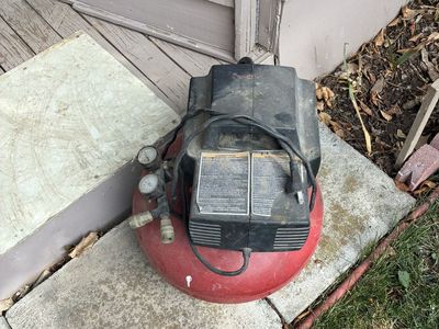 Porter-Cable 6 Gallon 150 PSI Air Compressor