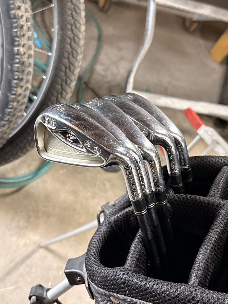 TaylorMade r7 CGB Max Irons Set - 5-9 Iron - Used Golf Club Set