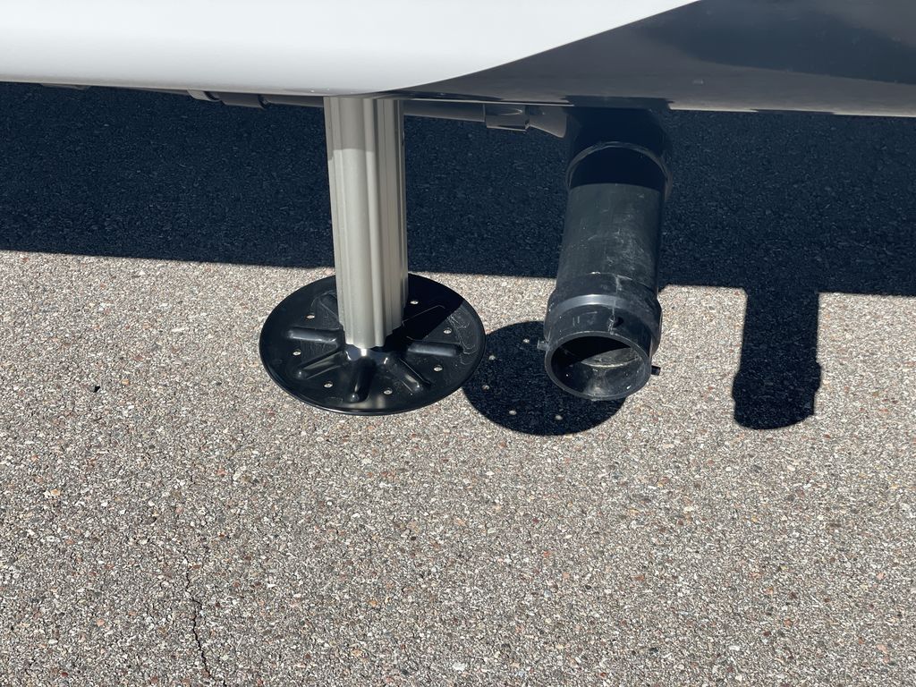 Main image 12