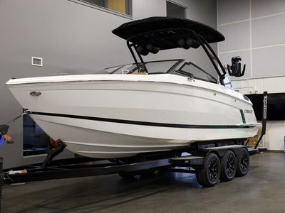 2025 Cobalt R6 SURF Boats