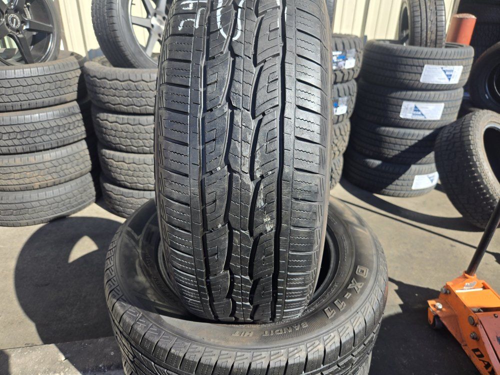 SET 245/60R18 DELINTE DX-11