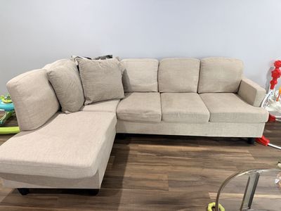 Comfortable Beige Sectional Sofa Couch