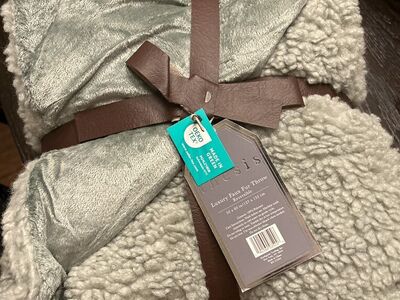 2 **Brand New Thesis Faux Fur Throws