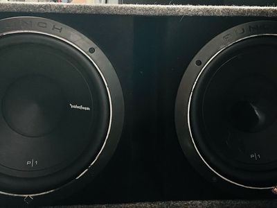 Rockford Fosgate PUNCH P1 Dual Subwoofers in ported Enclosure