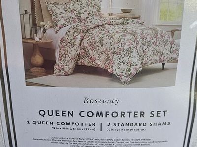 Brand new Queen comforter set