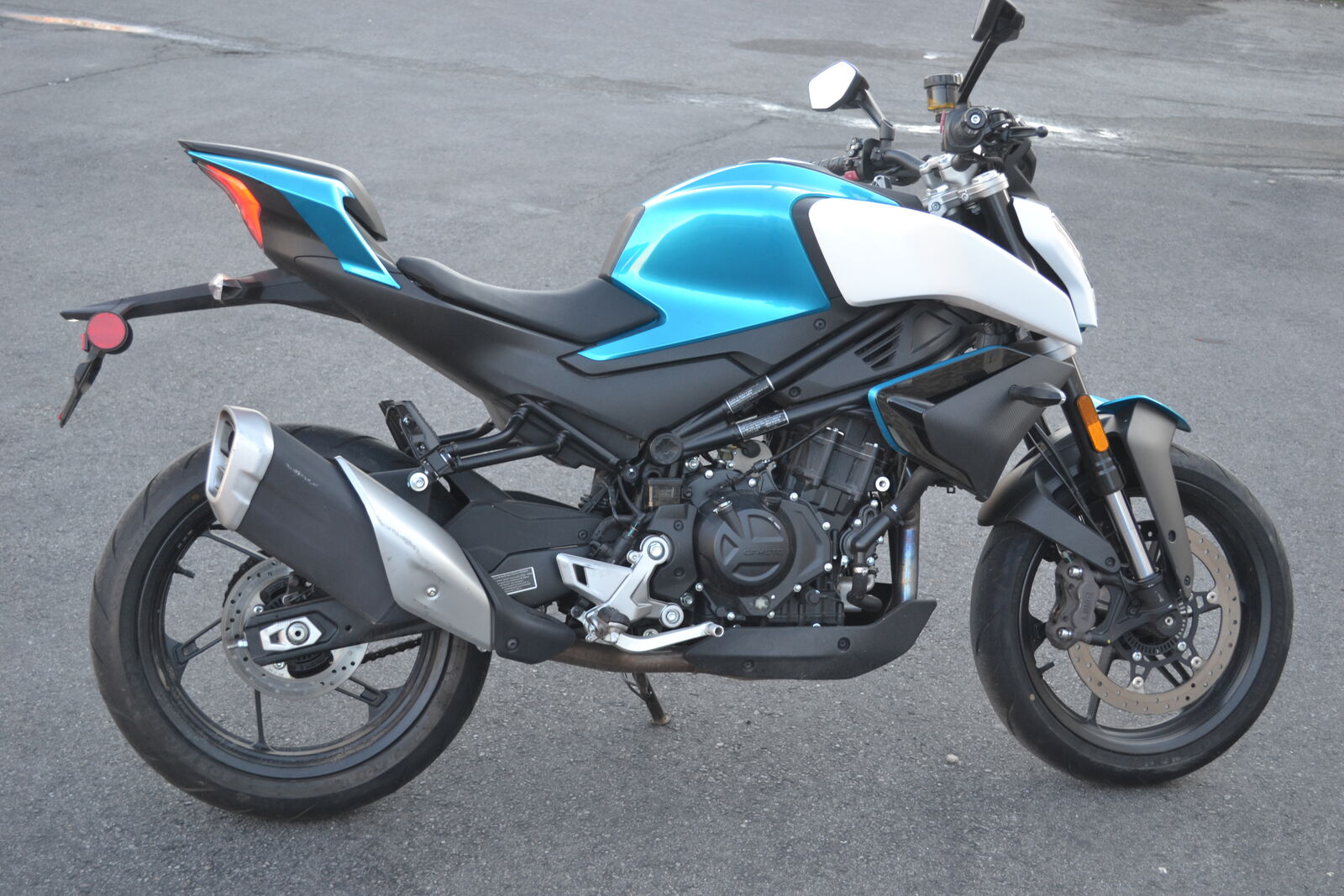 2024 CF Moto 450NK - Sport Bike 450 NK