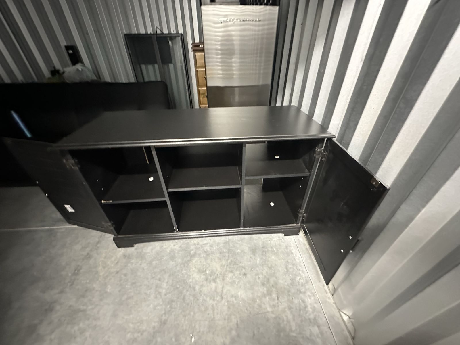 Main image 2