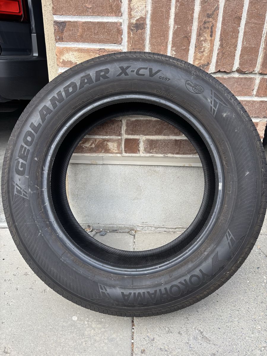 Set of 4 Yokohama Geolander X- CV 265/60/20