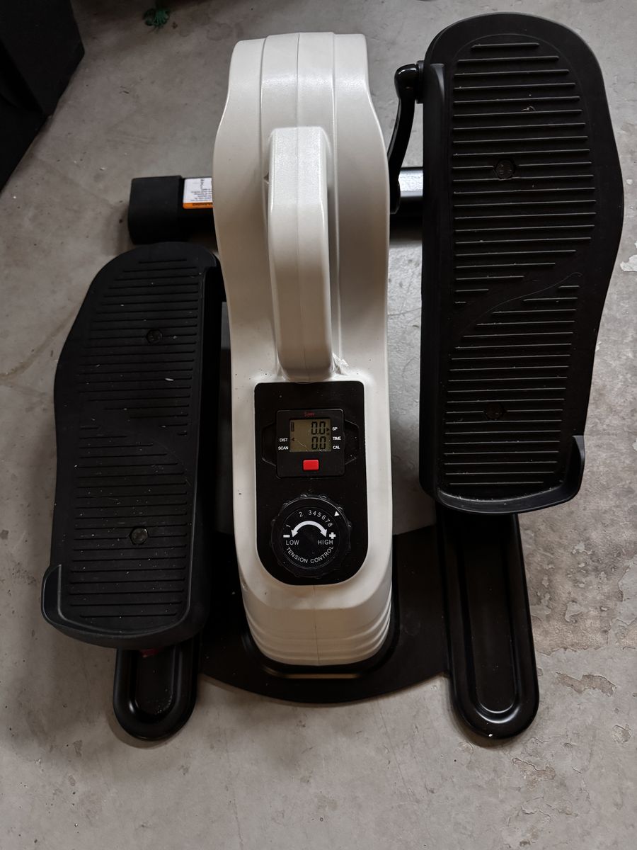 Sunny health And Fitness Under Desk Elliptical
