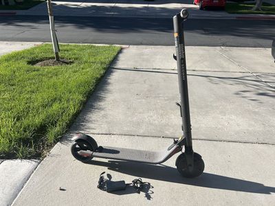 Segway Ninebot KickScooter ES2