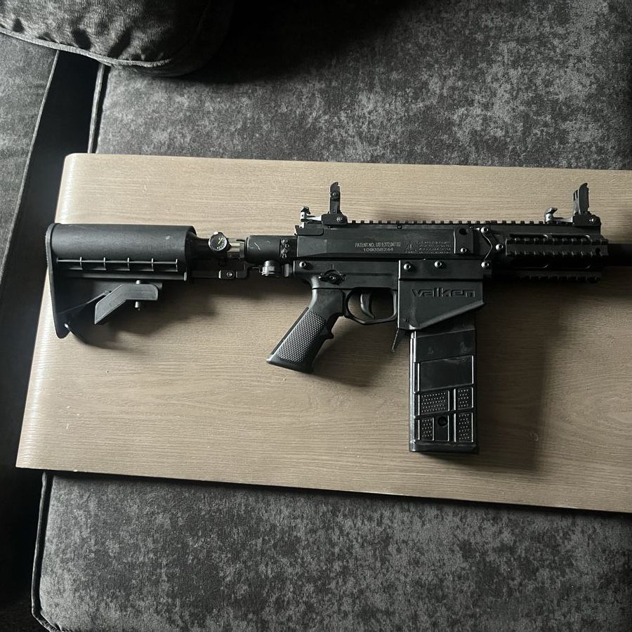 Valken M17 Mag-Fed Paintball Marker - Excellent Condition